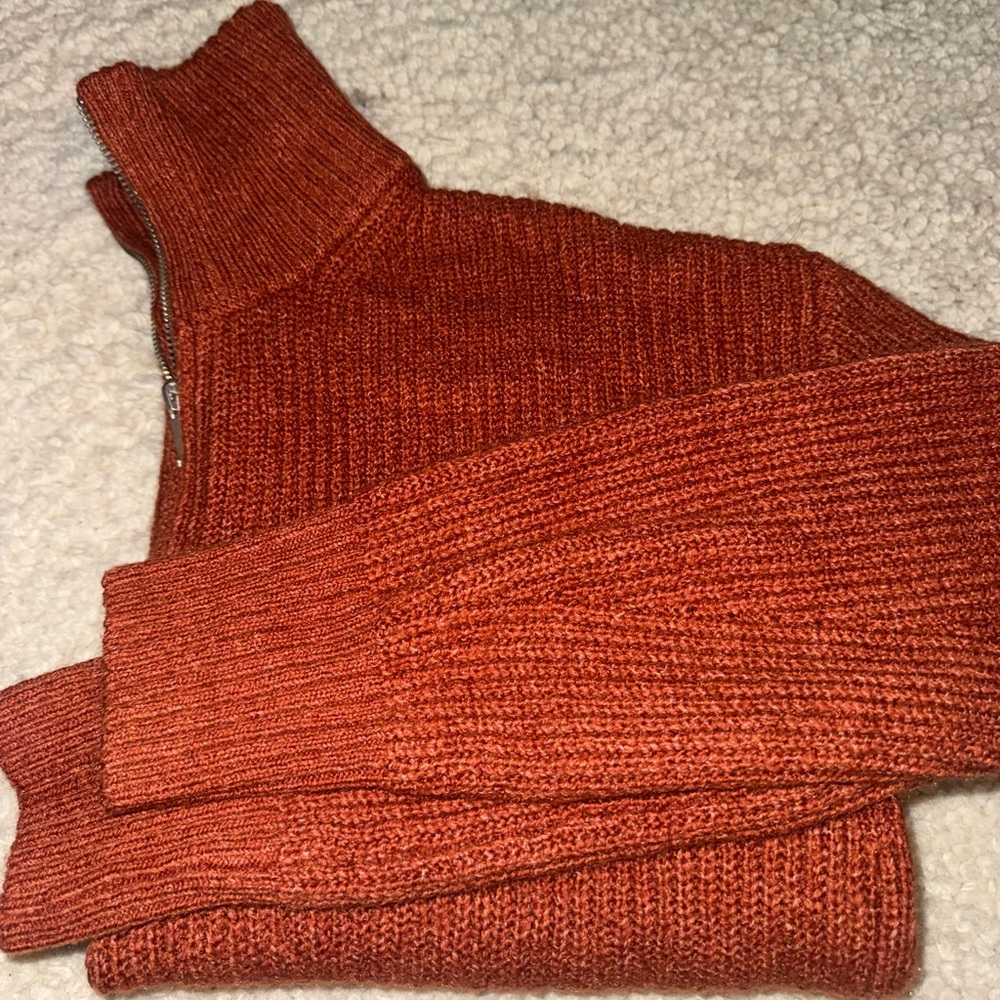 old navy women’s half zip sweater
